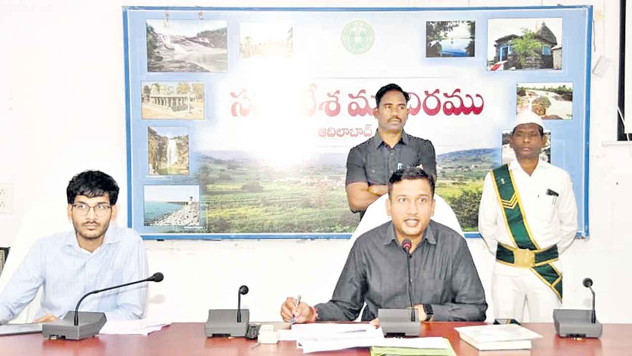 ప్రభుత్వ దవాఖానలో ప్రసవాలు జరిగేలా చూడాలి