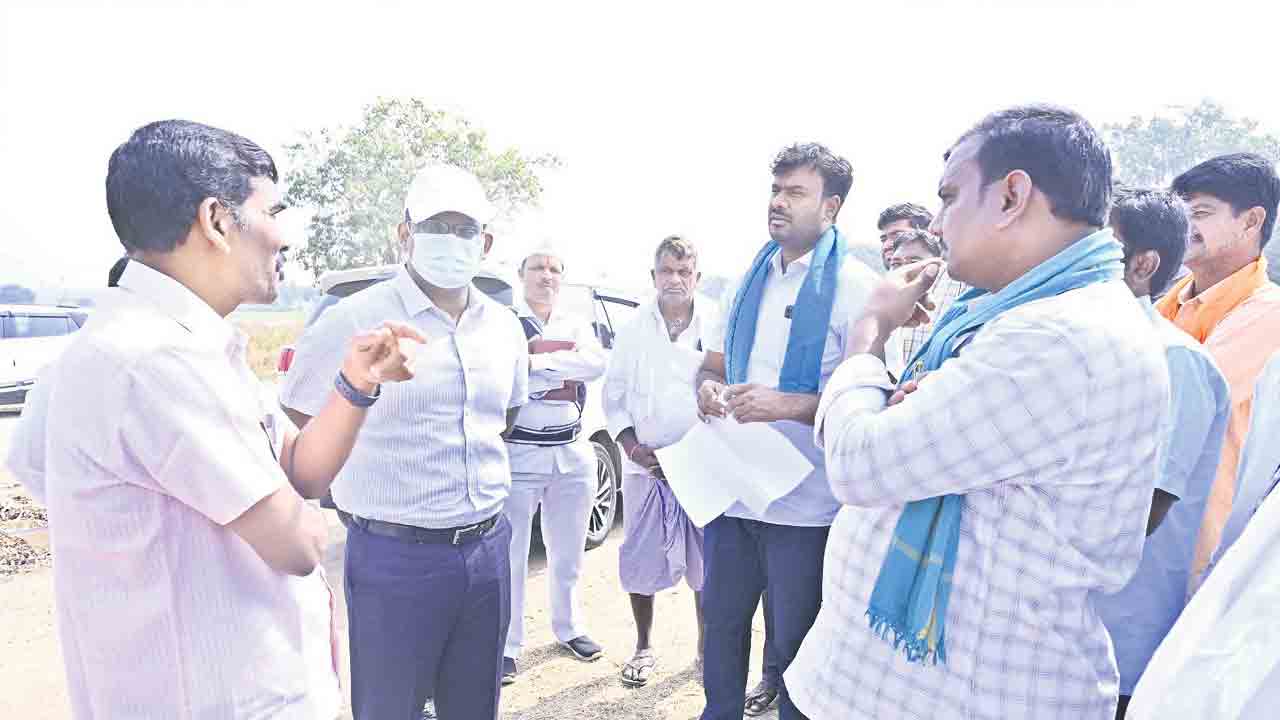 3.5 లక్షల మెట్రిక్‌ టన్నుల ధాన్యం సేకరణ పూర్తి