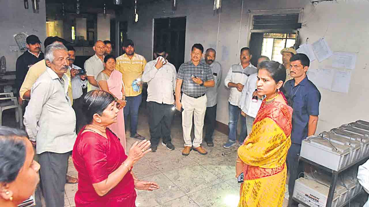 కలెక్టరేట్‌లో అగ్ని ప్రమాదం