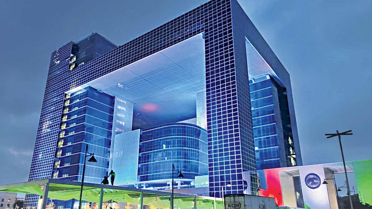 సిటీ పోలీసింగ్‌లో బదిలీల చర్చ!