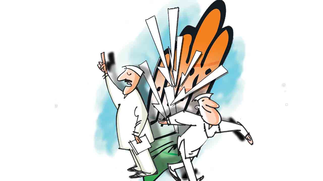 కాంగ్రెస్‌ కార్మిక సంఘాల్లోనూ కుమ్ములాటలు