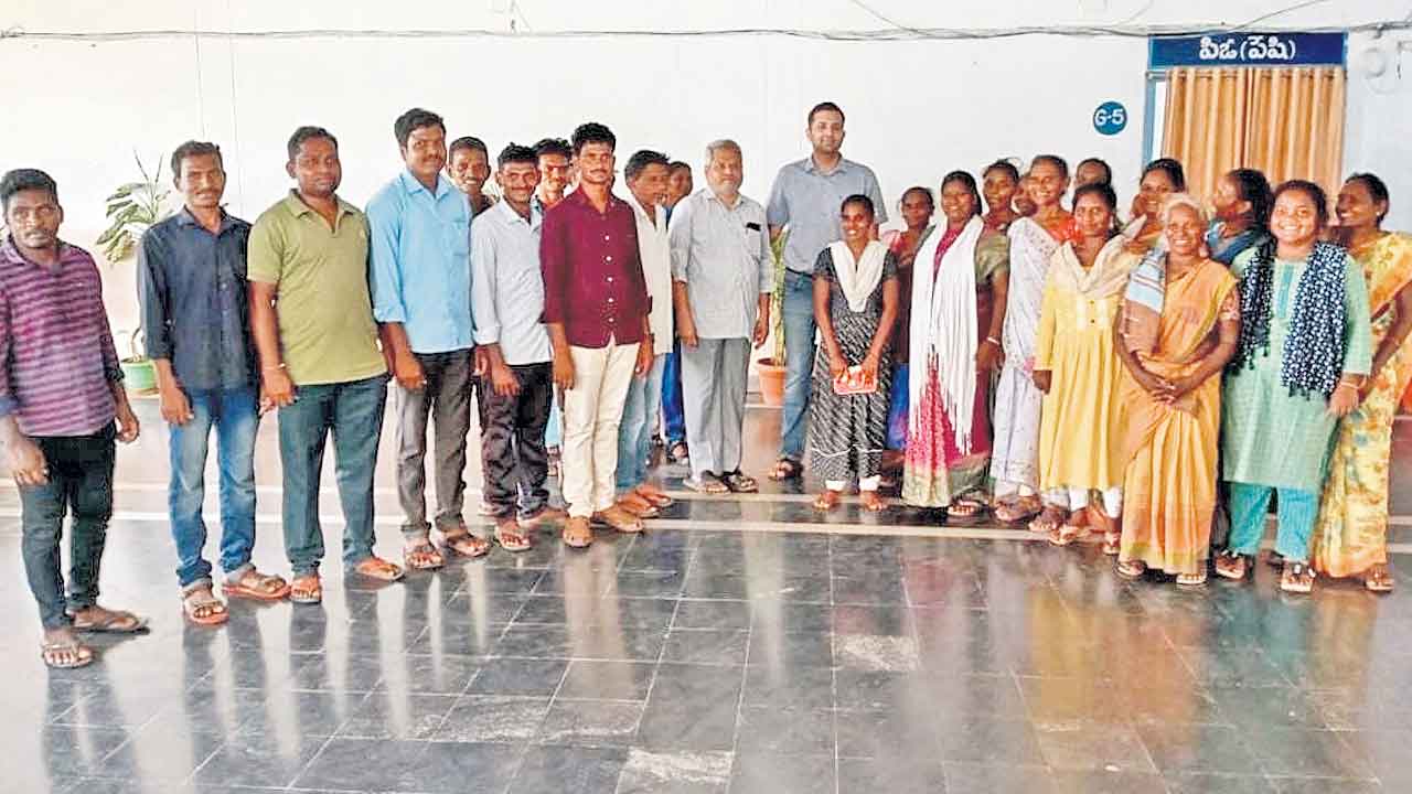 మన్యంలో మనసు గెలిచిన ప్రతీక్