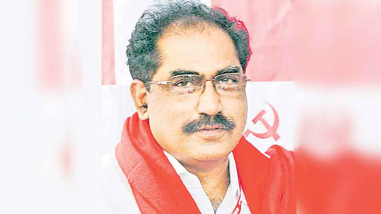 Tammineni Veerabhadram | లగచర్లపై సర్కారుది రాజకీయం.. ఘటనను బీఆర్ఎస్కు ముడిపెట్టడమేంటి?: తమ్మినేని వీరభద్రం