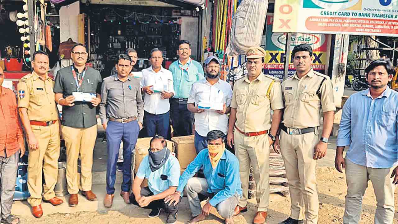 Antibiotics | బియ్యం పిండితో యాంటీబయోటిక్స్‌.. నకిలీ మందులపై కొరడా ఝళిపిస్తున్న డీసీఏ