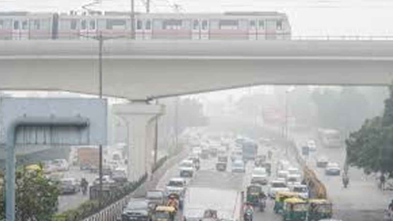 కాలుష్య కట్టడికి కృత్రిమ వర్షమే శరణ్యం