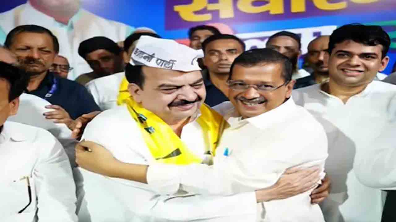 Delhi Congress leader joins AAP | కాంగ్రెస్‌కు షాక్‌.. ఆప్‌లో చేరిన సీనియర్‌ నేత
