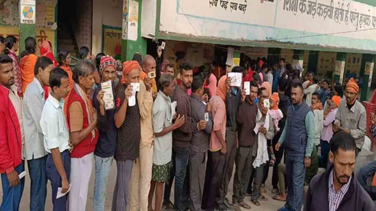 Jharkhand Elections | జార్ఖండ్‌ అసెంబ్లీ, వయనాడ్‌ లోక్‌సభ స్థానానికి కొనసాగుతున్న పోలింగ్‌