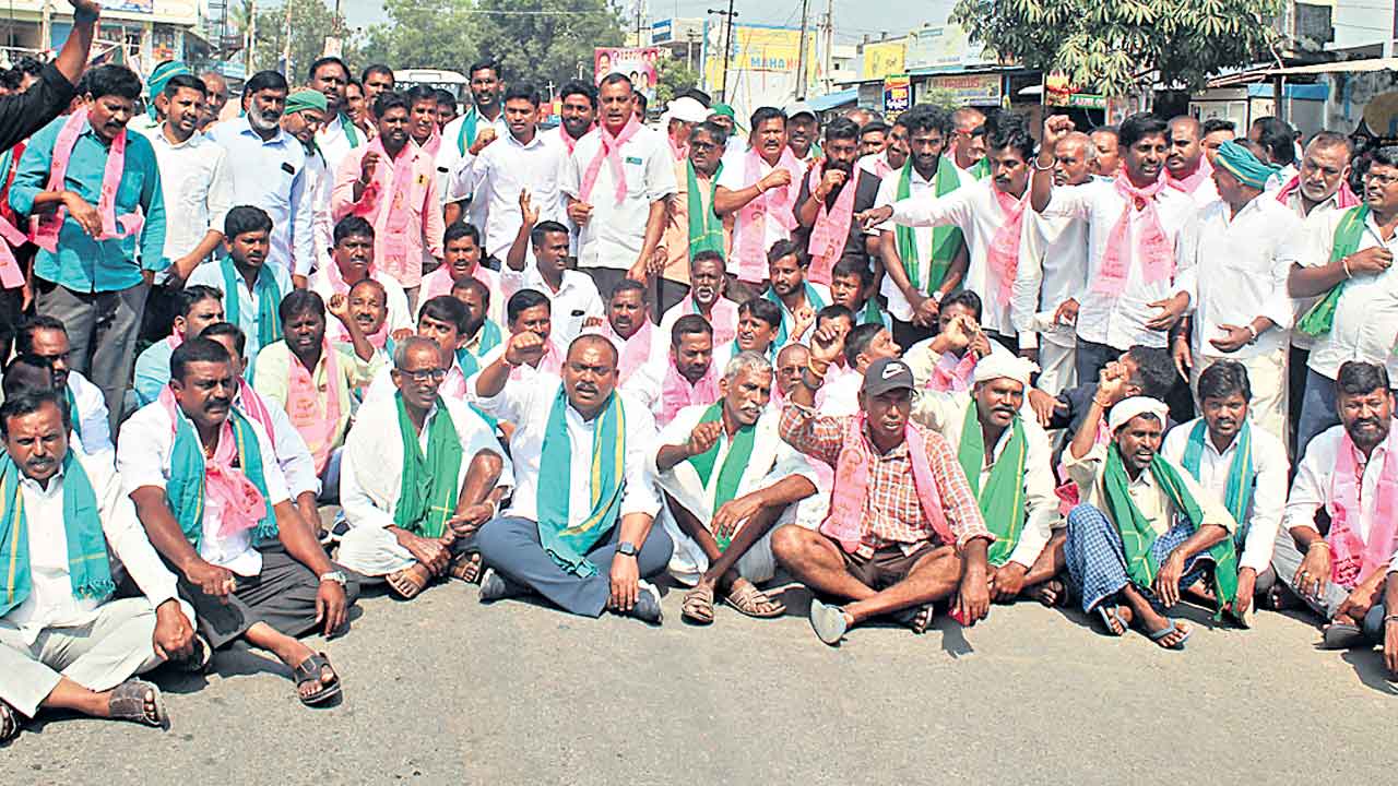 ధాన్యం ఎప్పుడు కొంటరు?.. గాంధీభవన్‌కు కాంగ్రెస్‌ నేత గుంటి మొగిలి ఫోన్‌