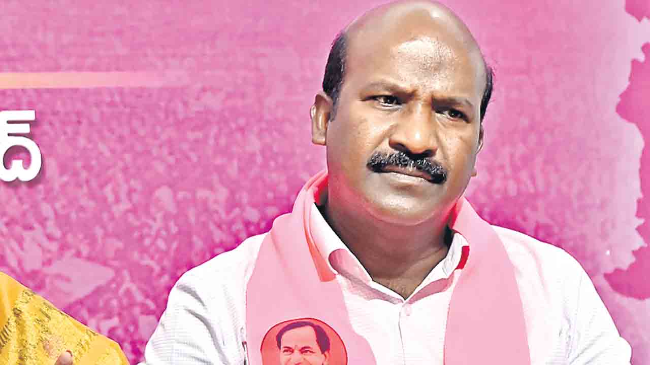 పాదయాత్రను అడ్డుకుంటారనే అరెస్టులు