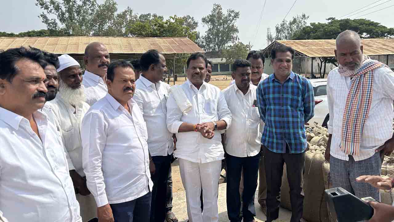 మద్దతు ధర, బోనస్‌ చెల్లించాలి
