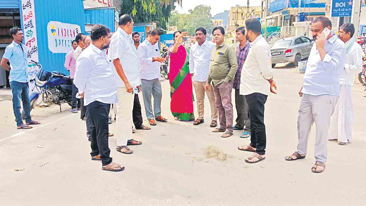 దీక్షాదివస్‌ను సక్సెస్‌ చేయాలి