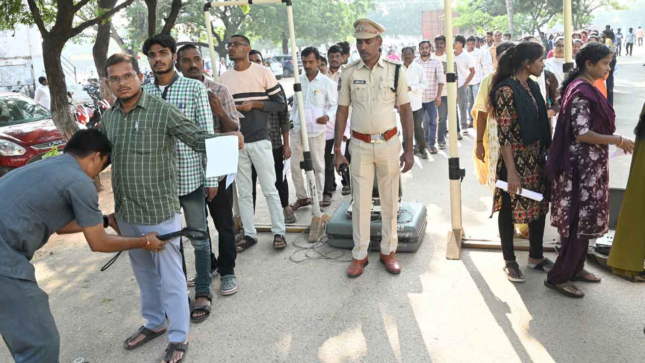 సగం మంది హాజరు