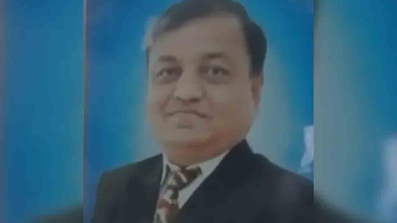 Gujarat Man | అంత్యక్రియల తర్వాత జ్ఞాపకార్థ ప్రార్థనలో పాల్గొన్న వ్యక్తి.. ఫ్యామిలీ షాక్‌