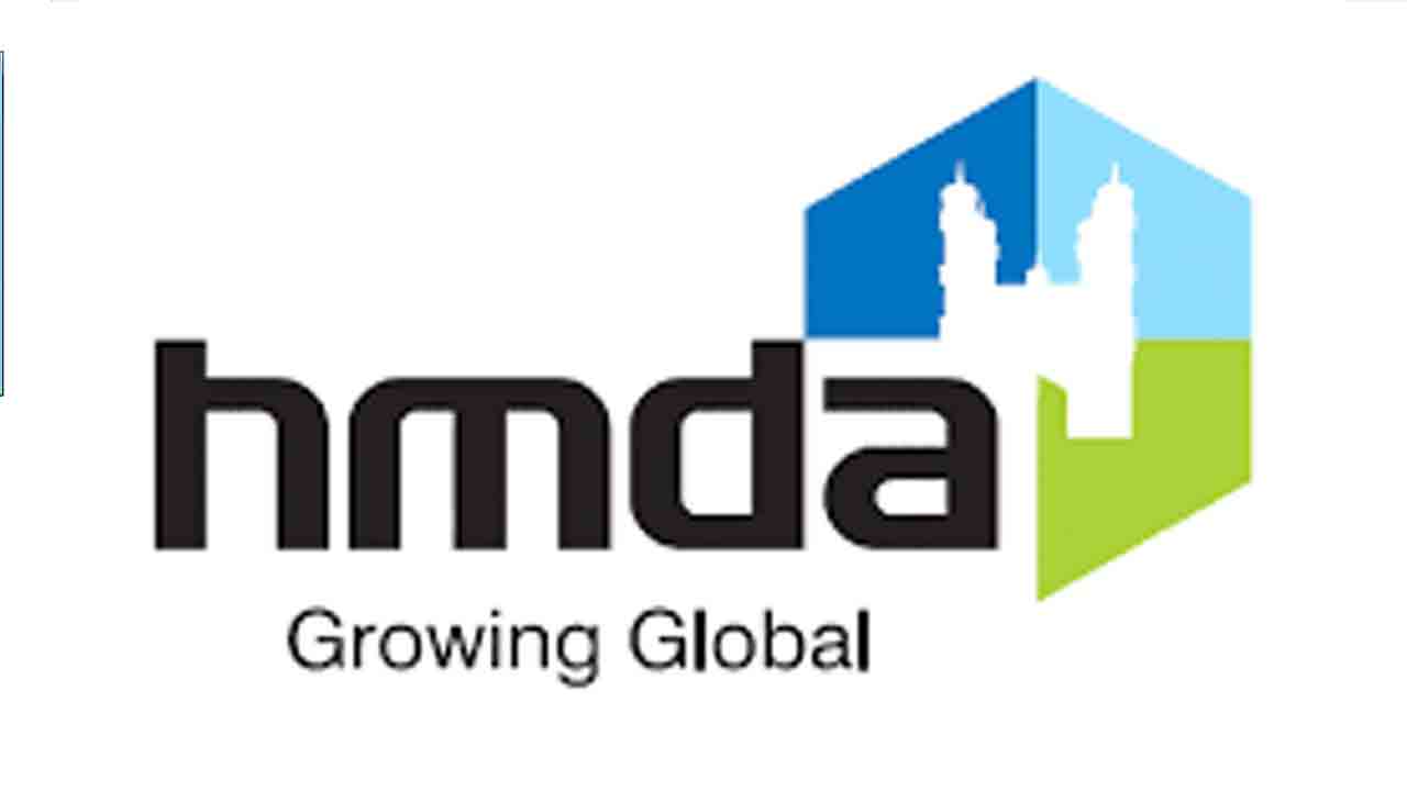 రెండు వెంచర్లు..1400 ప్లాట్లు