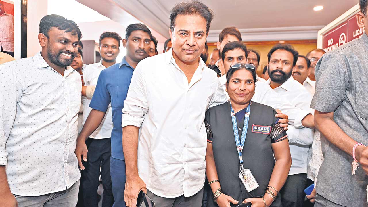 జనంతో కేటీఆర్ మాట.. ముచ్చట