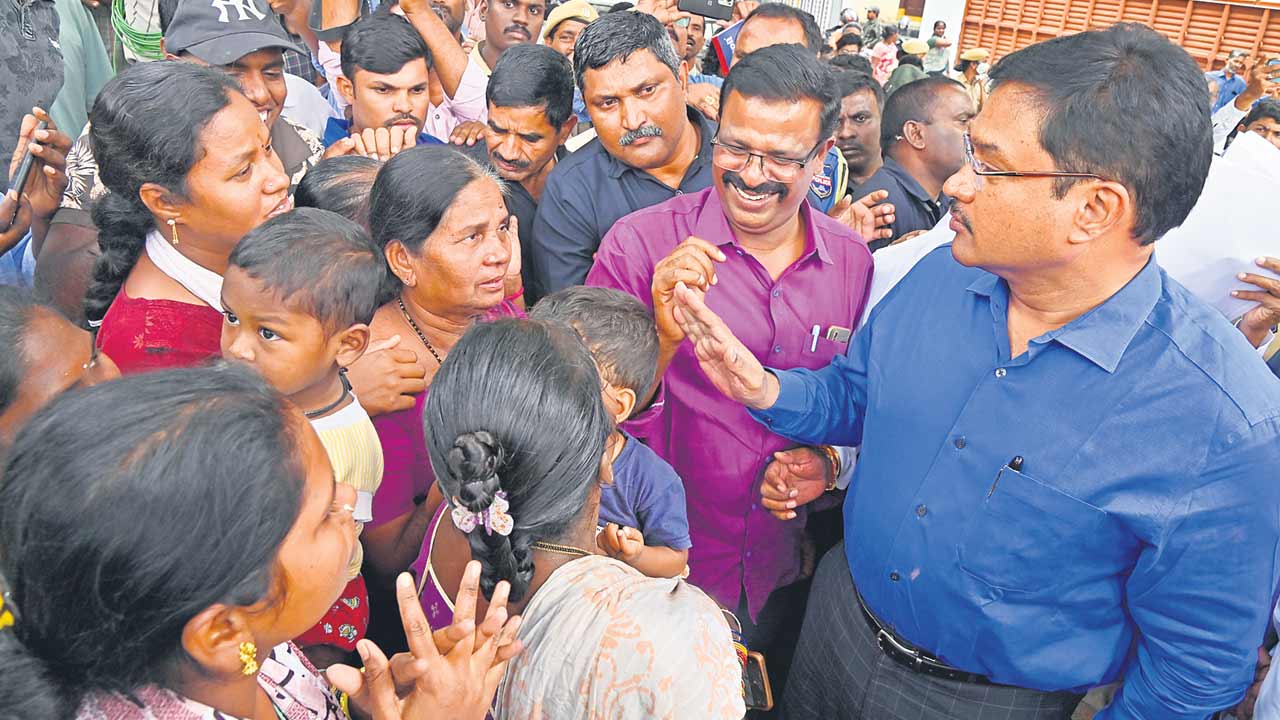 భయం గుప్పిట్లో బతుకమ్మకుంట