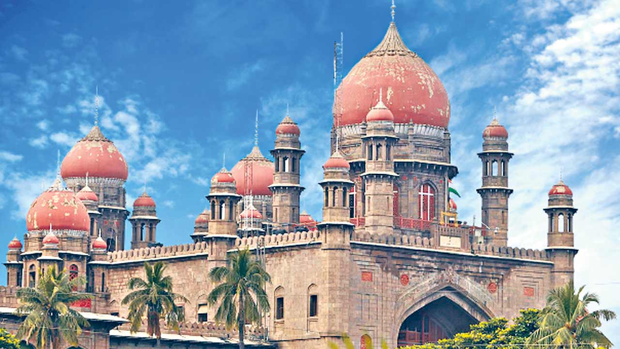 High Court | పిల్లలతో చెలగాటమా? ప్రాణాలు పోతే గానీ స్పందించరా?.. నిప్పులు చెరిగిన హైకోర్టు