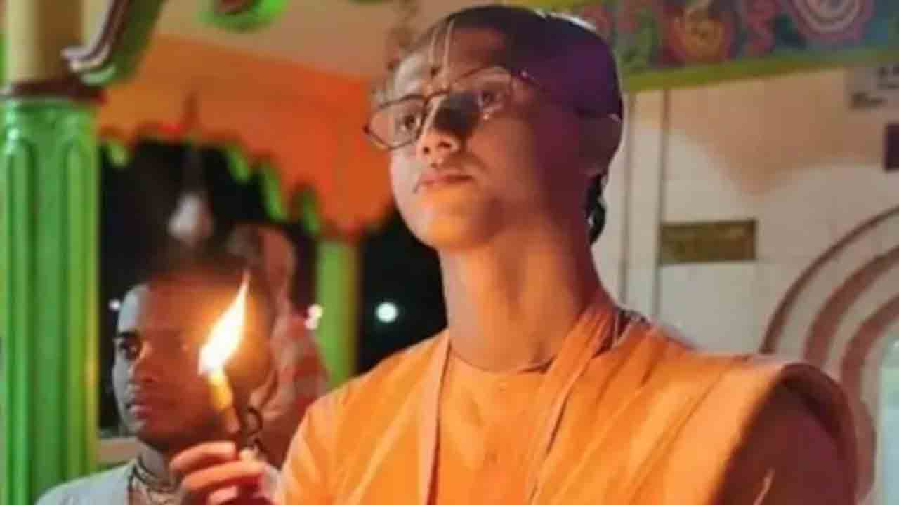Hindu Priest Arrested In Bangladesh | బంగ్లాదేశ్లో మరో హిందూ పూజారి అరెస్ట్