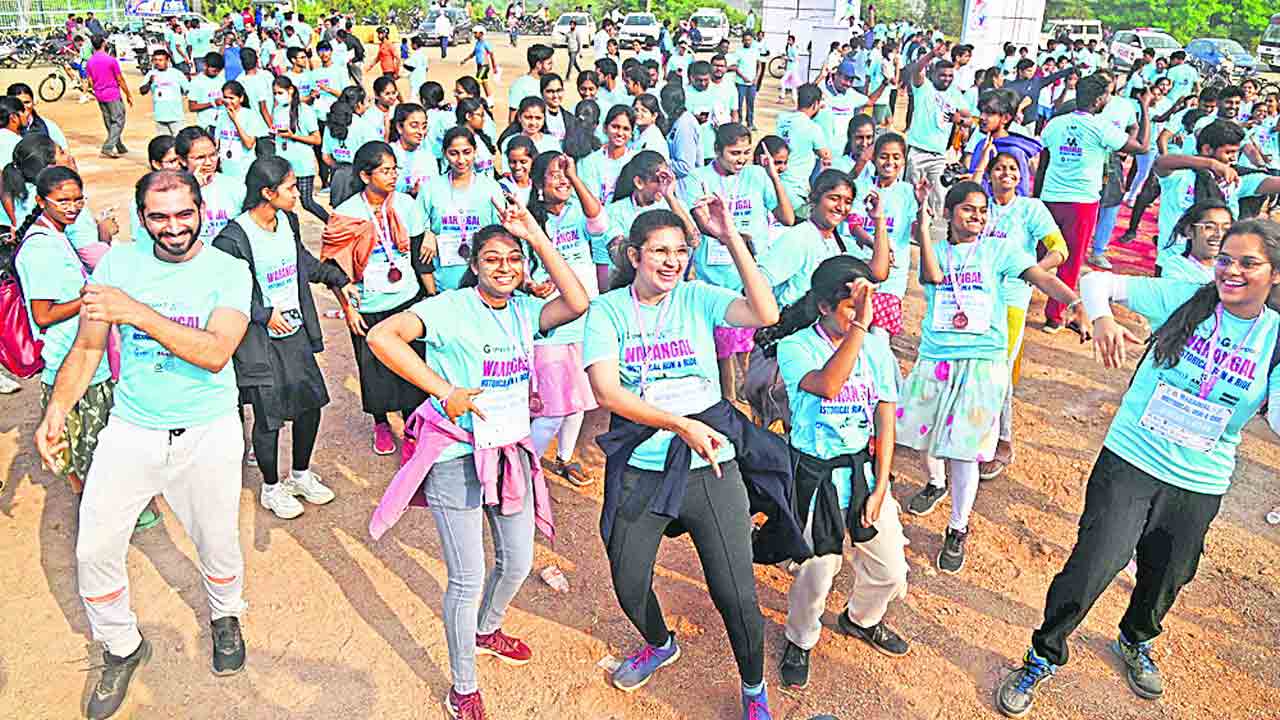 ఉల్లాసంగా.. ఉత్సాహంగా