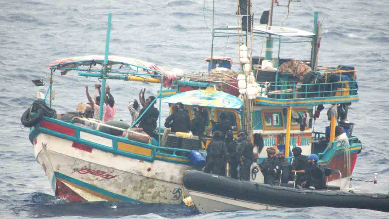 Indian Navy | అరేబియా సముద్ర జలాల్లో 500 కిలోల డ్రగ్స్‌ స్వాధీనం