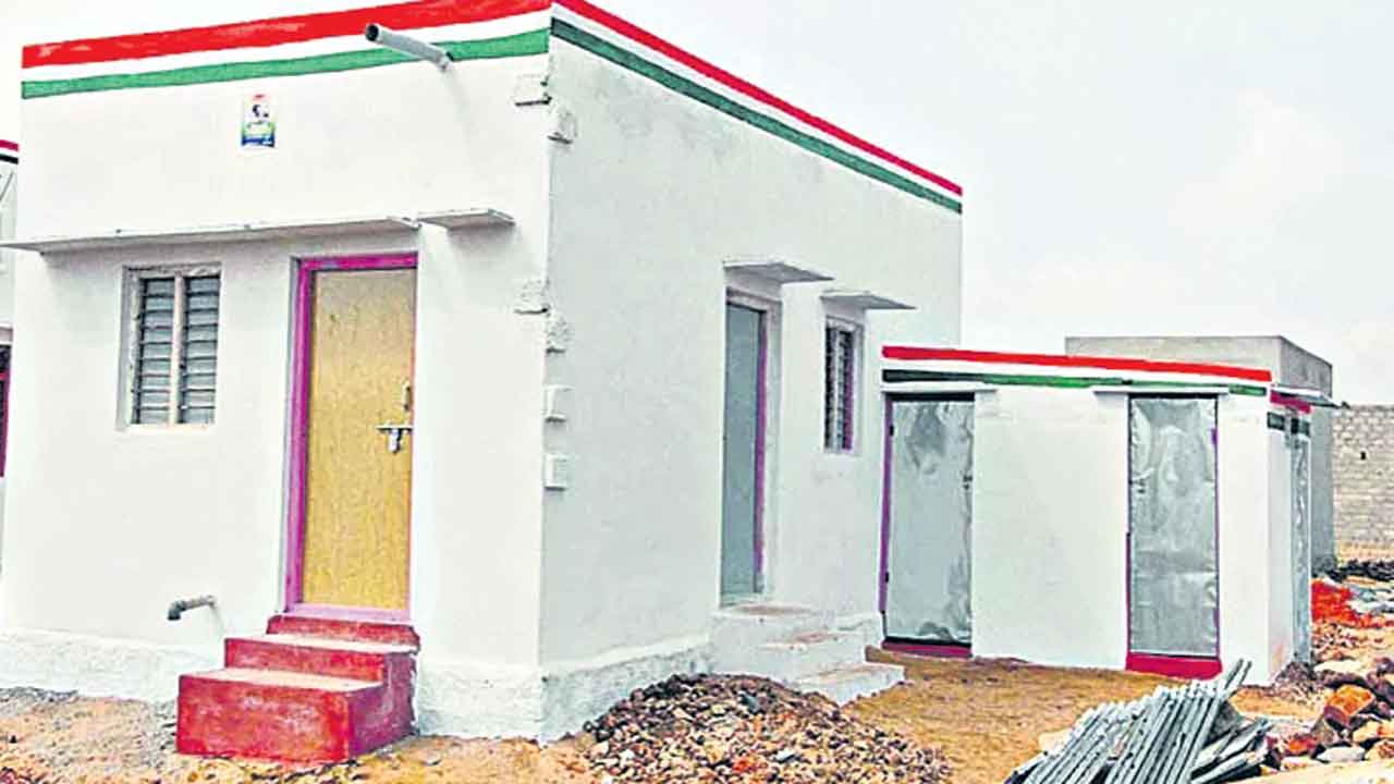 Indiramma Indlu | ఇందిరమ్మ ఇండ్లు ఇంకెప్పుడు.. పేదలకు దీపావళి కానుక ఏమైంది?!