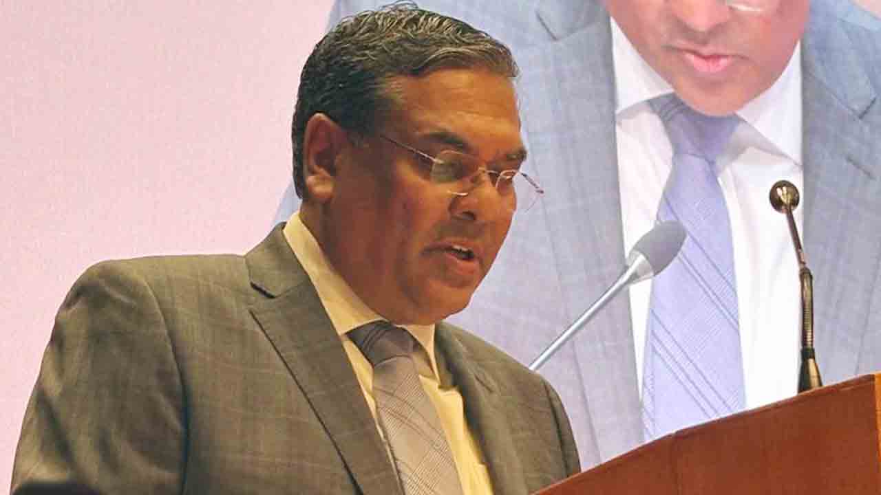 Sanjiv Khanna | మార్నింగ్‌ వాక్‌ అలవాటును వదులుకున్న తదుపరి సీజేఐ జస్టిస్‌ సంజీవ్‌ ఖన్నా..!