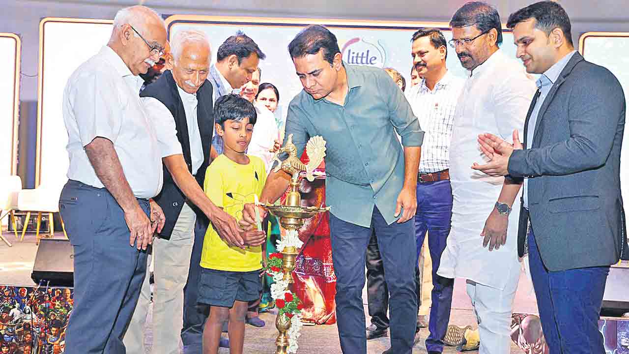 చిన్నారులను వారియర్స్‌గా తీర్చిదిద్దుతున్నారు