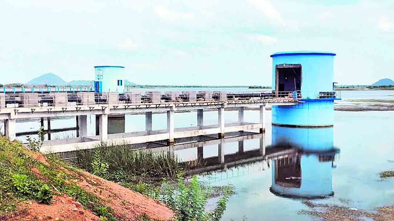 ఆటంకాలు లేకుండా..