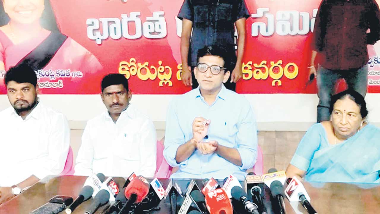 ప్రజా సమస్యలపై నిలదీస్తాం