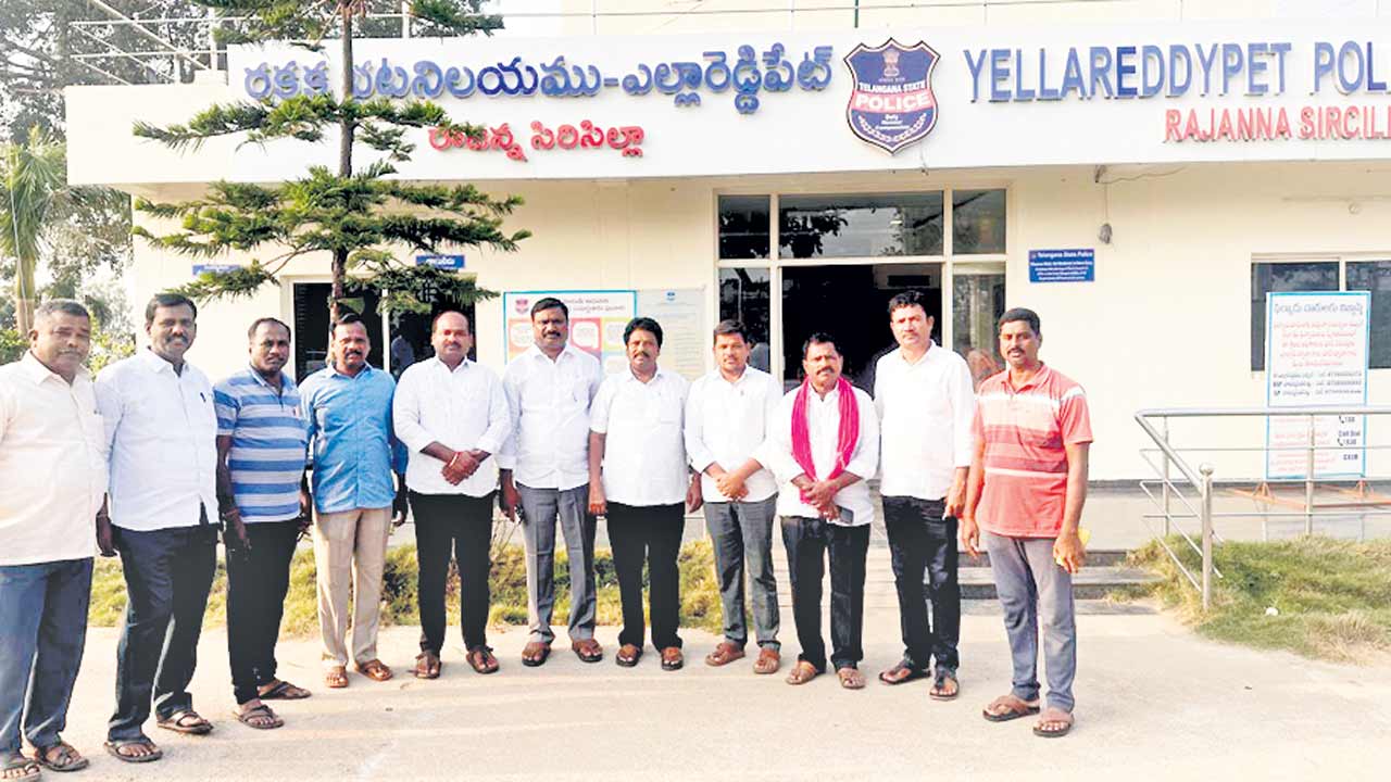 మాజీ సర్పంచులపై నిర్బంధం