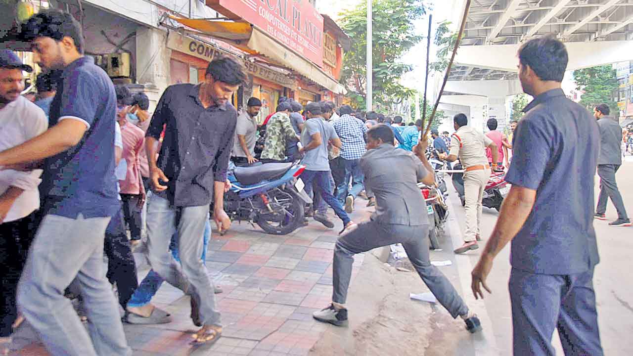 ఇదేనా కోరుకున్న మార్పు?