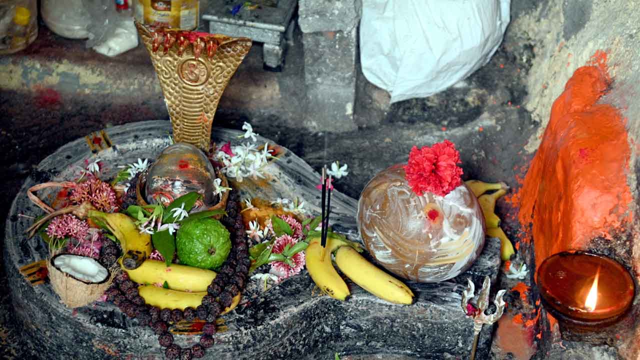 నీలగిరి పాతబస్తీలో అరుదైన శివాలయం