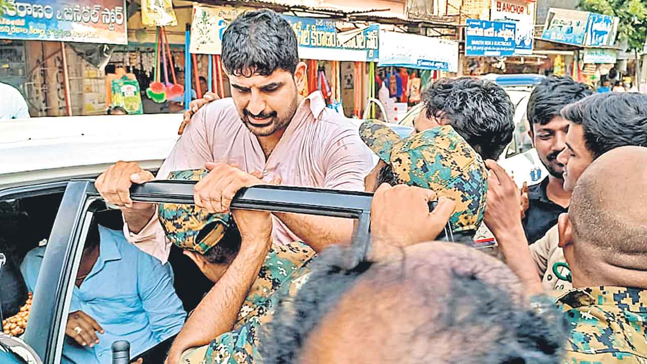 Mla Kaushik Reddy 2