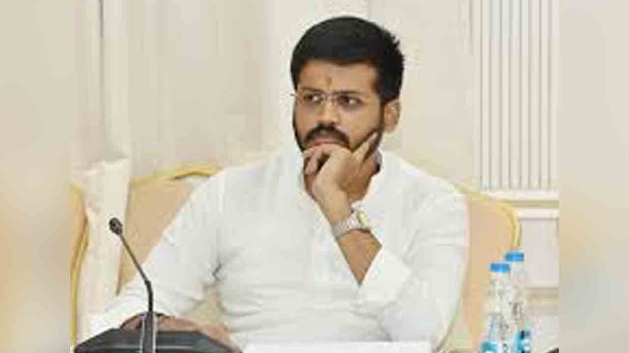 MLA Mainampally Rohit | మైనంపల్లి.. ఎప్పుడూ.. ఏదో ఒక లొల్లి