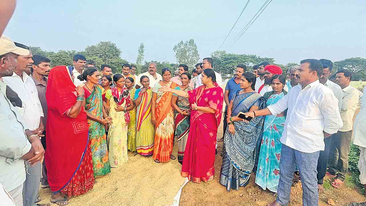 ప్రభుత్వ వైఫల్యంతో రైతులకు తీరని నష్టం