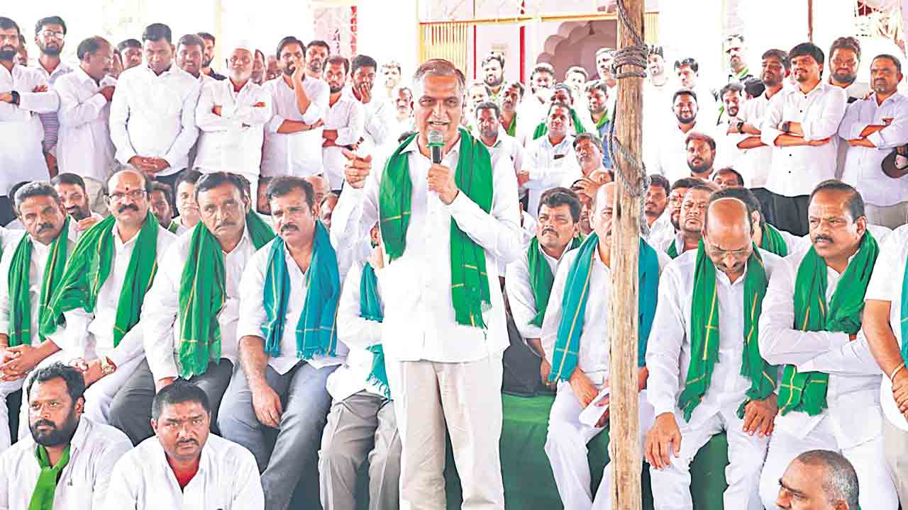 రేవంత్‌ సర్కార్‌ కుట్రపై రగులుతున్న రైతులు