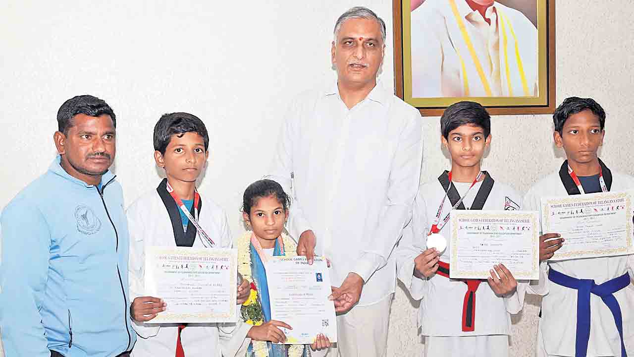 క్రీడాకారులకు సహకారం అందిస్తా