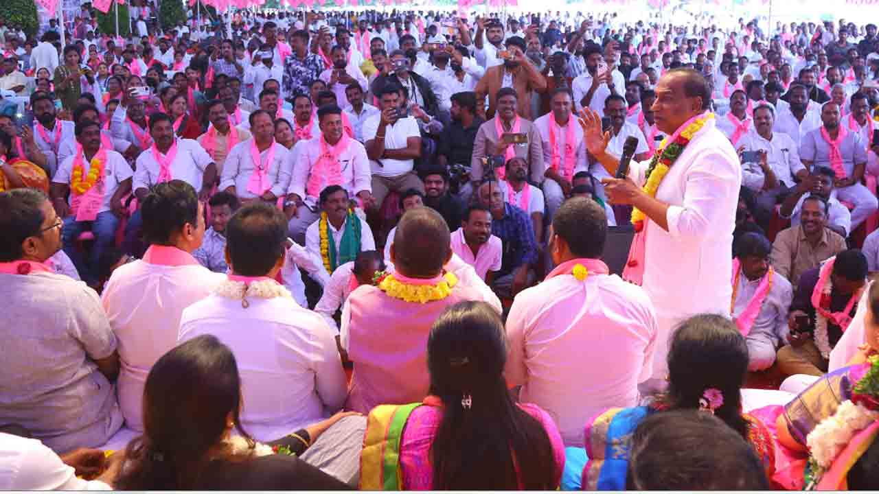 Deeksha Diwas | కేసీఆర్ పాలన కోసం ప్రజల ఎదురుచూపు : మాజీ మంత్రి, ఎమ్మెల్యే మల్లారెడ్డి