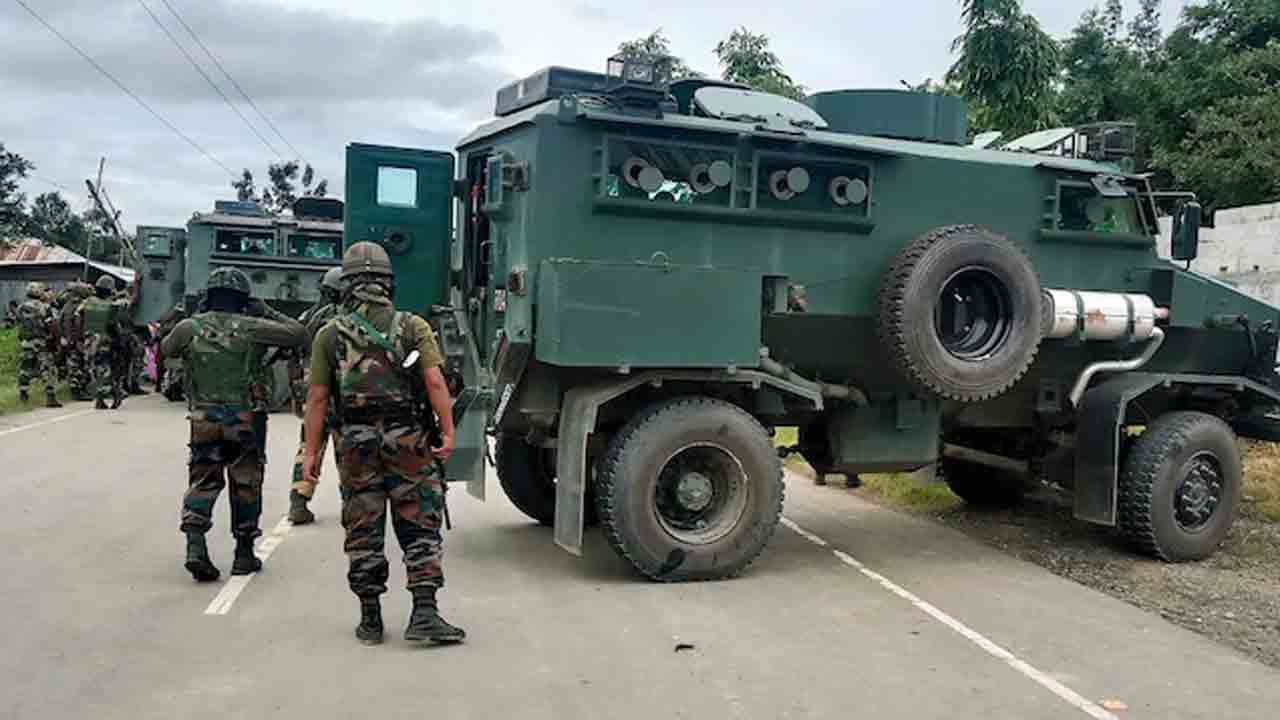 Manipur | తాజా హింస నేపథ్యంలో.. మణిపూర్‌కు 10,000 మందికిపైగా సైనికులు