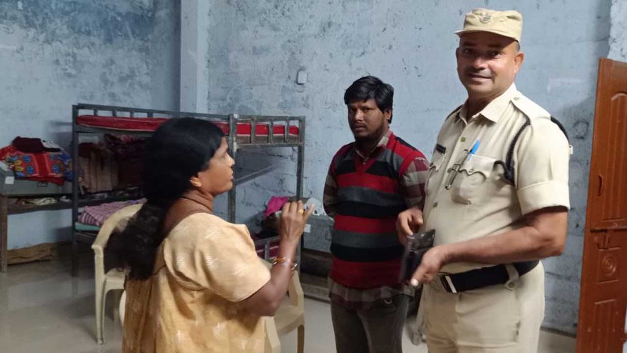 Manthani | కనకవర్షం కురుస్తుందని.. ప్రభుత్వ హాస్టల్‌ విద్యార్థినితో నగ్న పూజలకు యత్నం