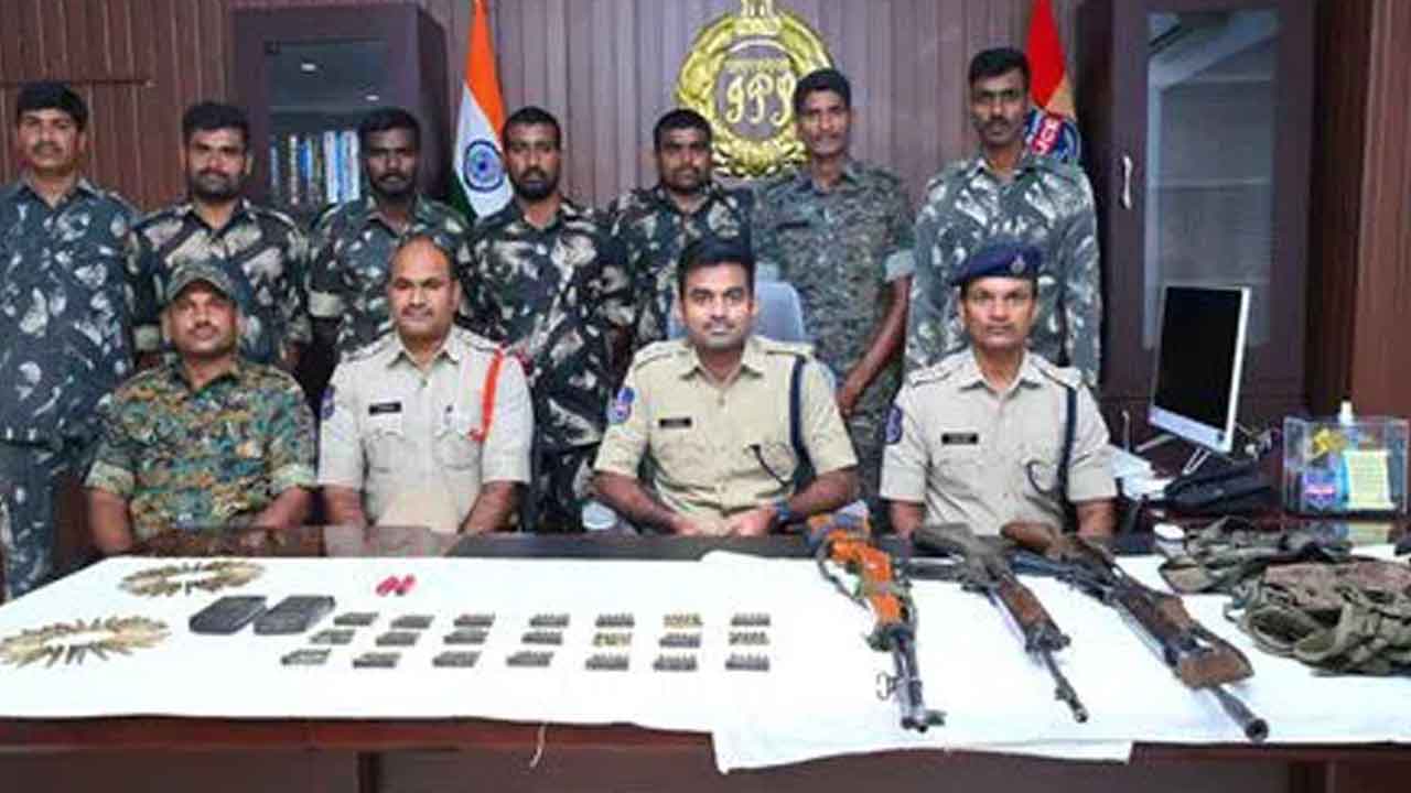 ములుగు జిల్లాలో డంపు స్వాధీనం