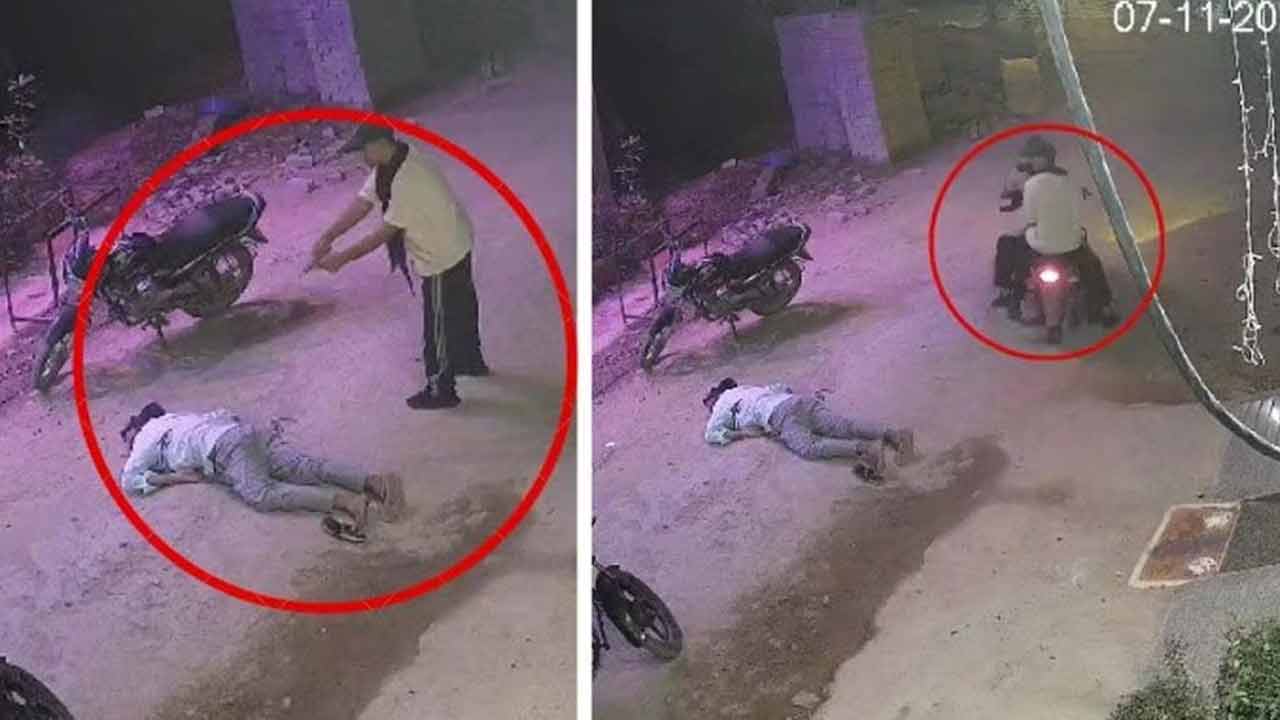 Murder | అందరూ చూస్తుండగానే నడిరోడ్డుపై ఓ వ్యక్తిని కాల్చి చంపిన దుండగులు.. Video