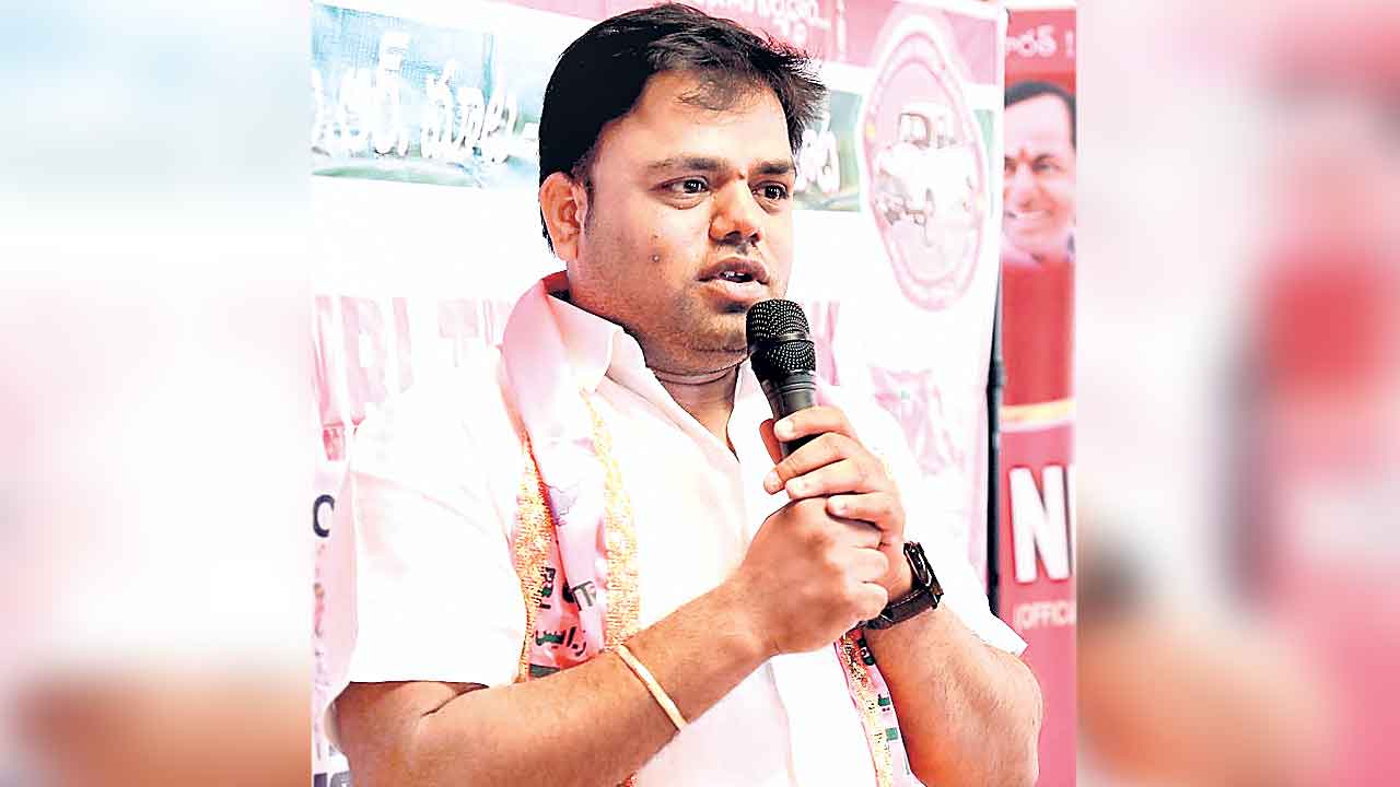 యూకే బీఆర్‌ఎస్‌ ఎన్నారై అధ్యక్షుడిగా నవీన్‌రెడ్డి