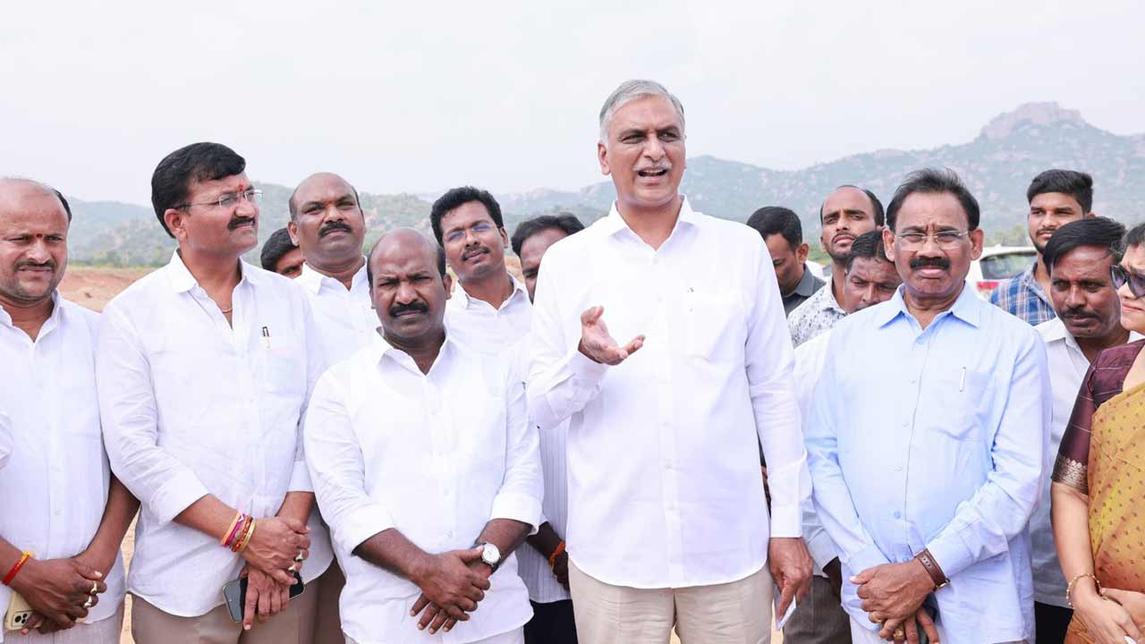 రేవంత్‌రెడ్డి పాలనలో రైతులకు దుఃఖం తప్పడం లేదు