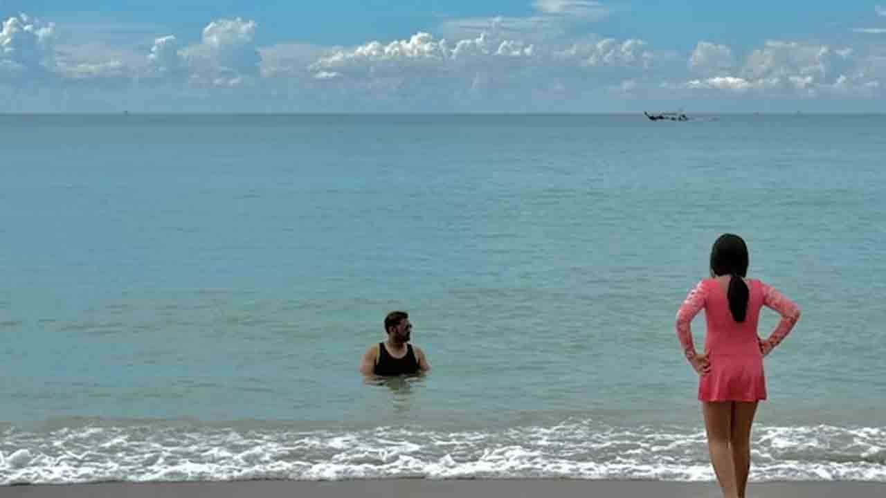 MS Dhoni | కుమార్తెతో కలిసి పుకెట్‌ దీవుల్లో సేదతీరుతున్న ధోనీ.. ఫొటోలు, వీడియో వైరల్‌