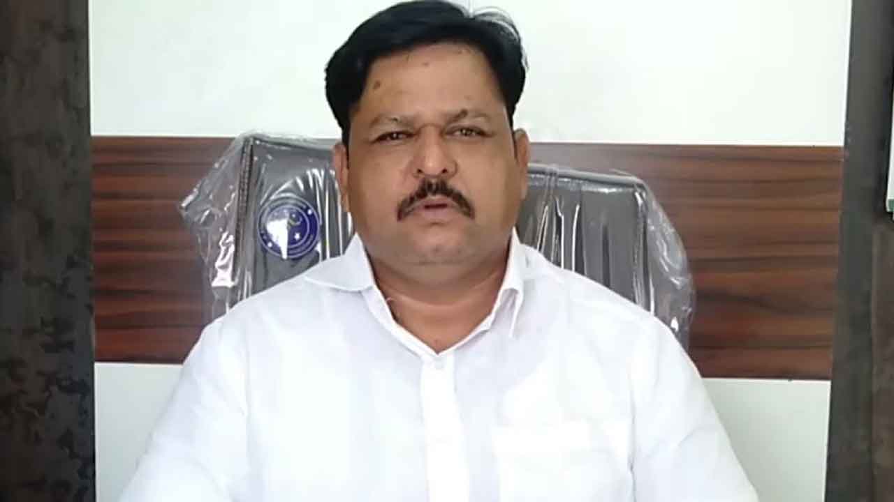 లంబాడీ రైతులను విడుదల చేయాలి