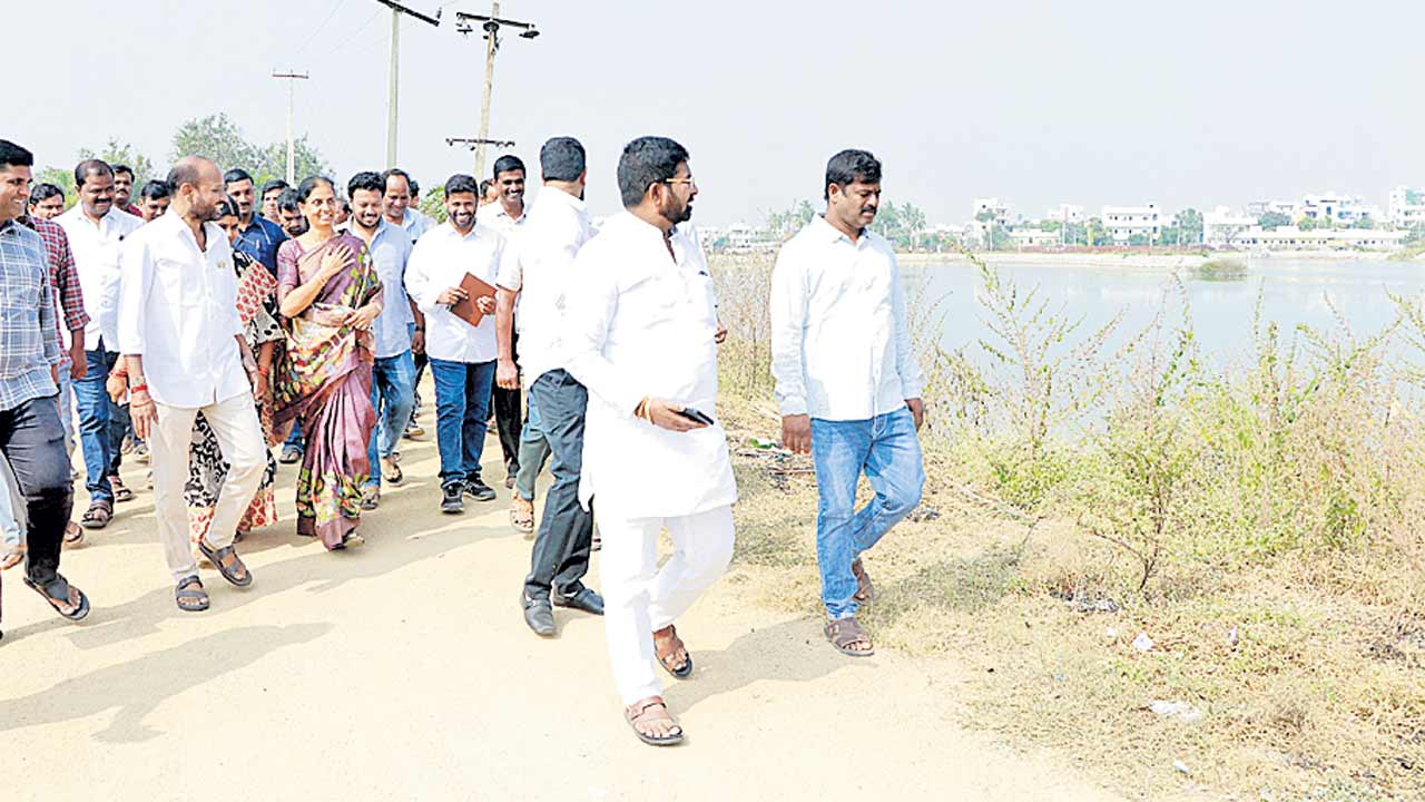 ఒక విజన్‌తో చెరువుల అభివృద్ధి