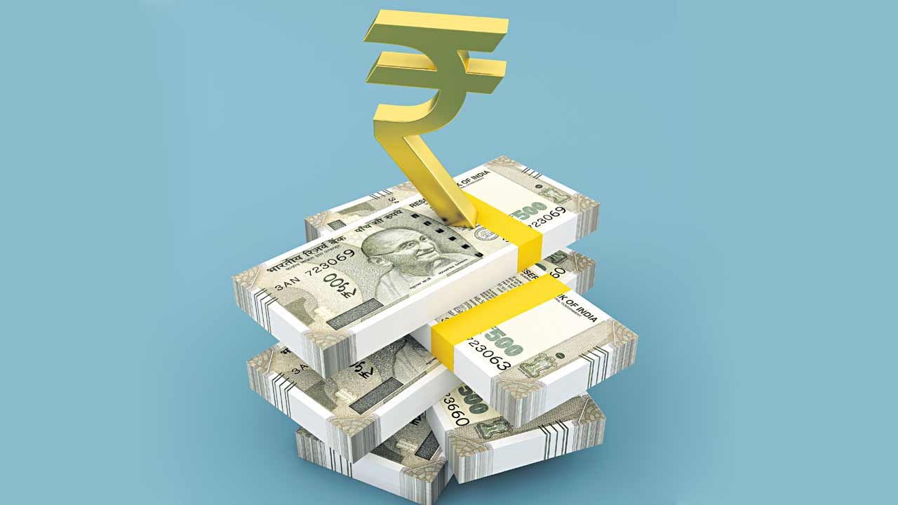 రూ.300 కోట్లు వసూలు.. 3600 మందికి కుచ్చుటోపీ