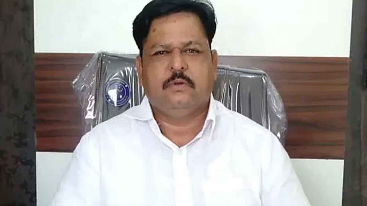 సర్కారు కొమ్ములు వంచిన లంబాడీలు