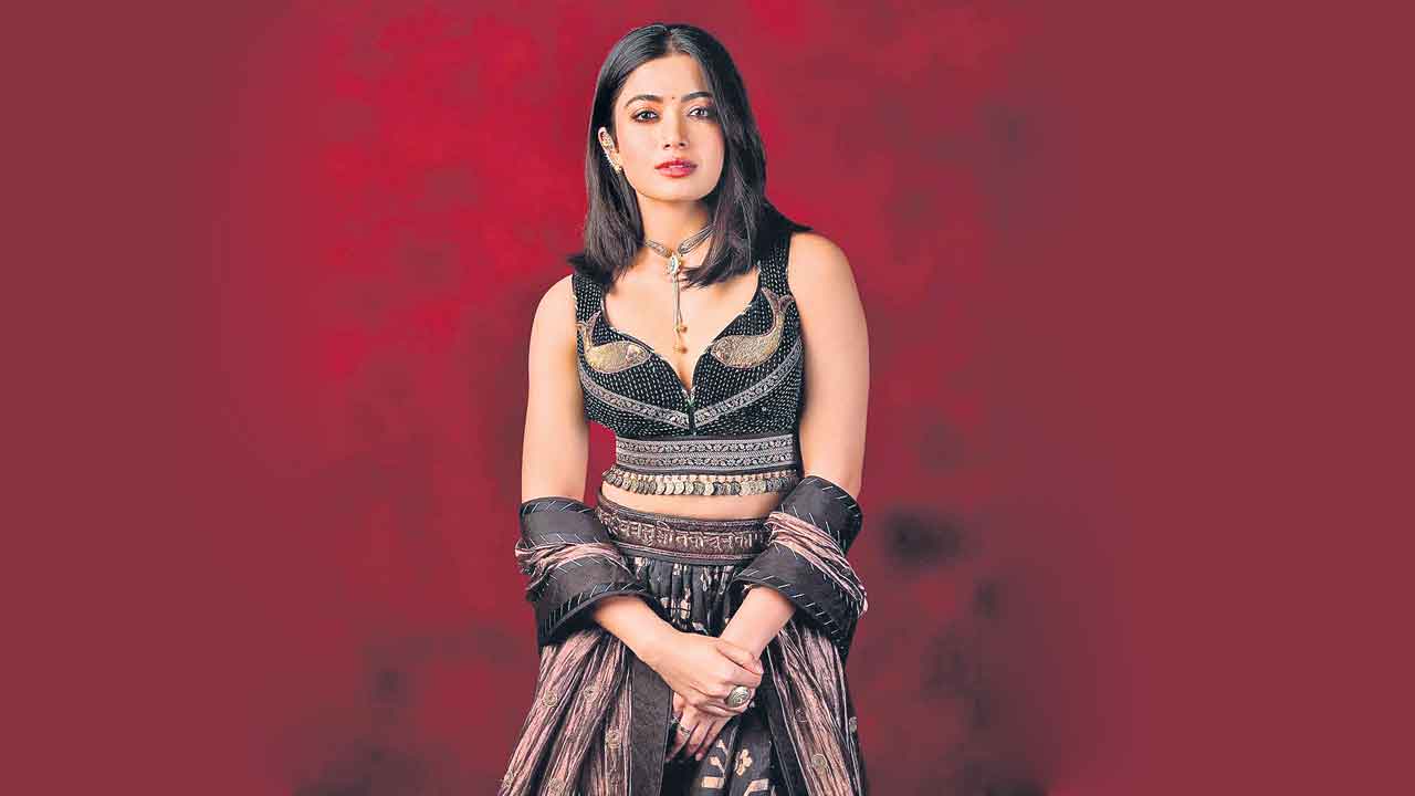 Rashmika Mandanna | ఫుల్‌ బిజీ.. రెండు షిఫ్ట్‌ల్లో పనిచేస్తున్న రష్మిక మందన్న